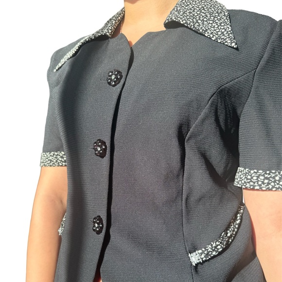 Cutest button up - Picture 1 of 4